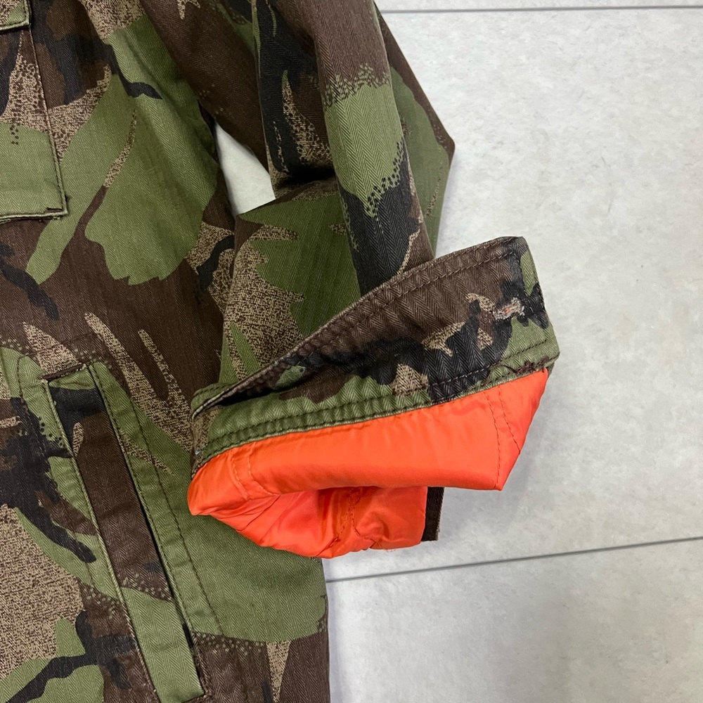 Abercrombie & Fitch Camo- Size Small - Picture 2 of 4